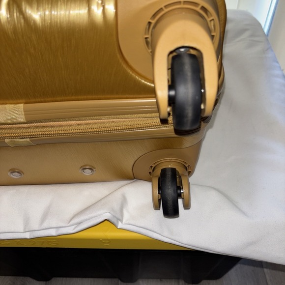 Disney Minnie Mouse FŪL 21" Luggage Spinner Rose Gold - Picture 7 of 9